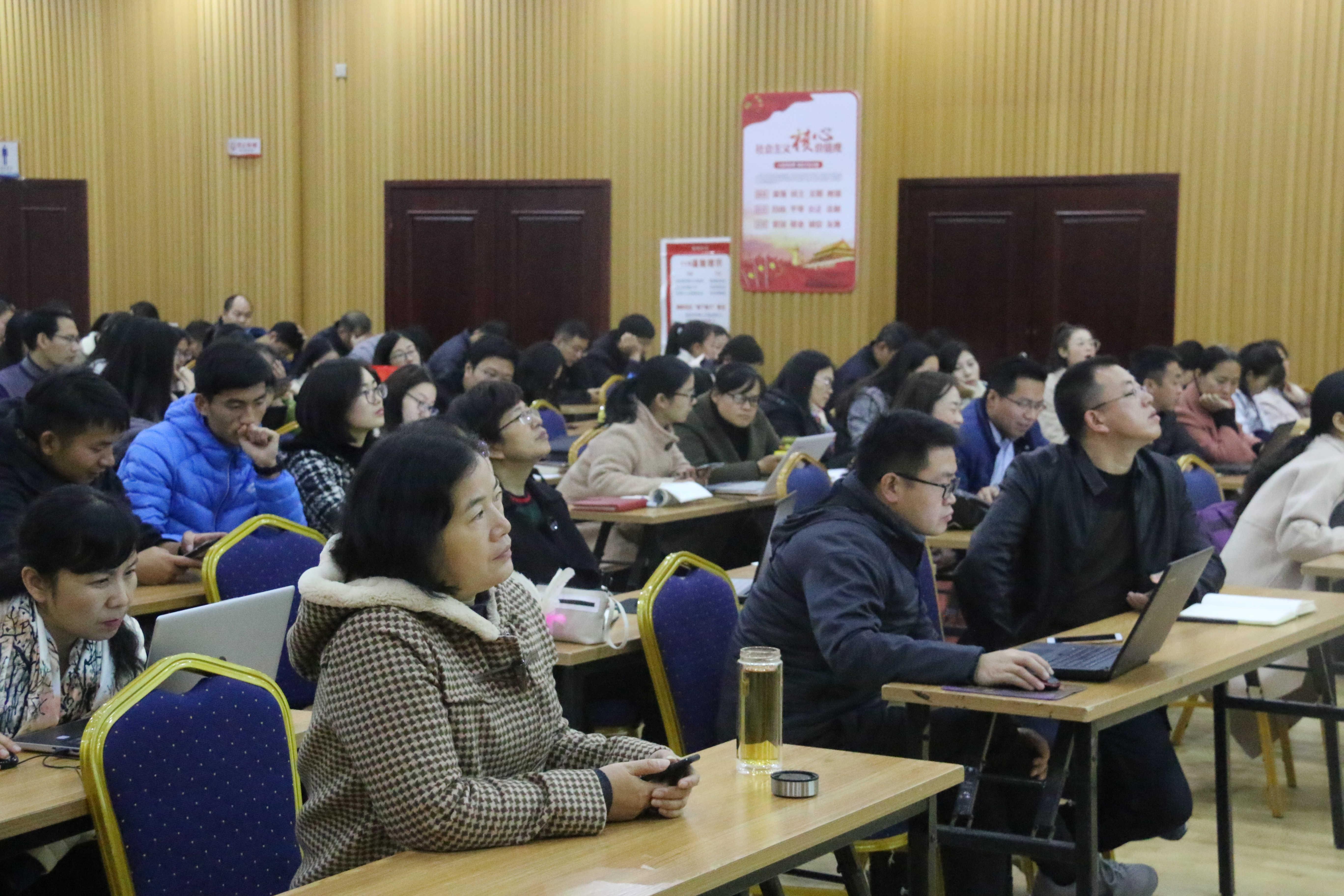 虎虎生威打一个正确生肖,警惕虚假宣传落实,定量解答解释落实